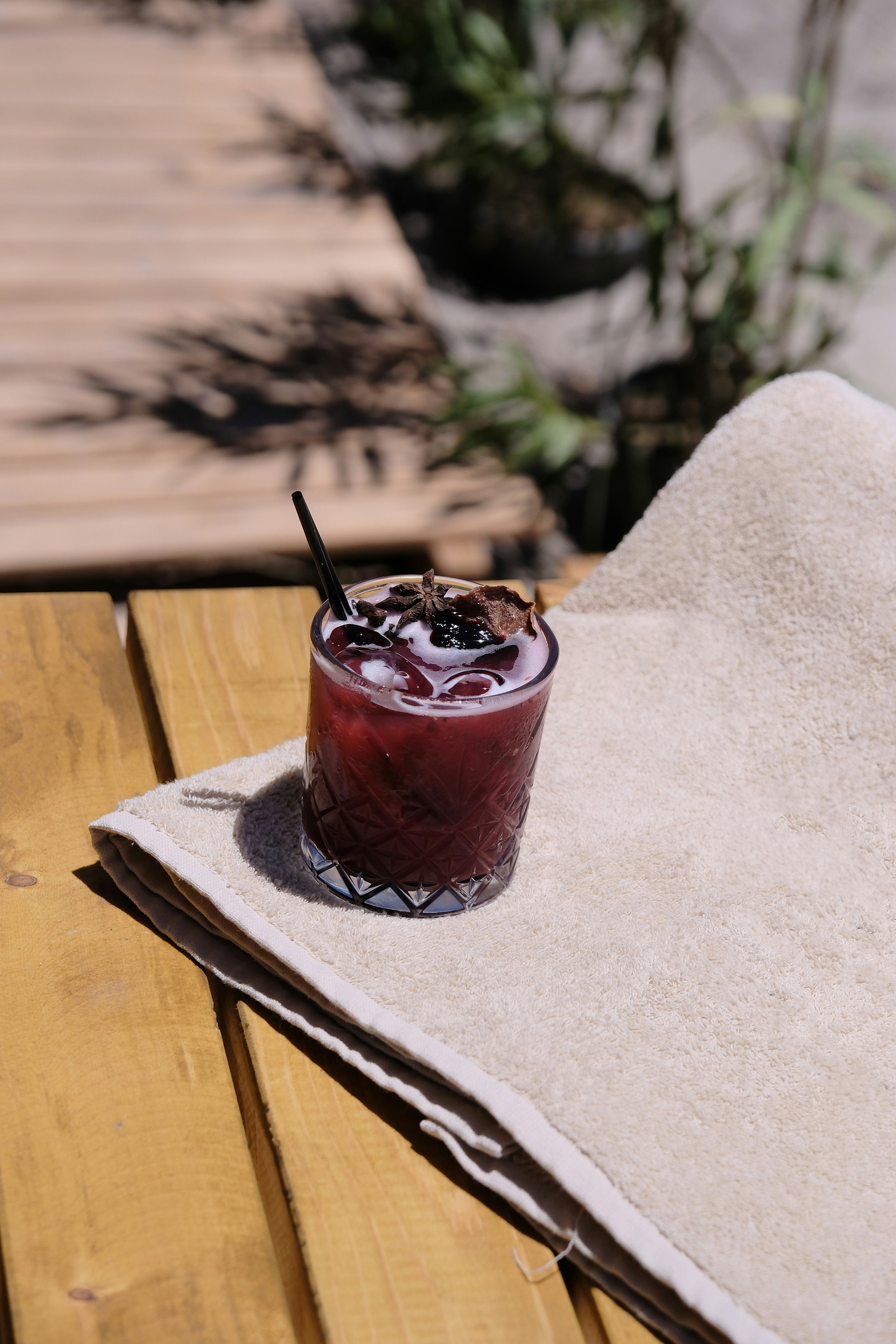 Cocktails and food at D'Or Beach