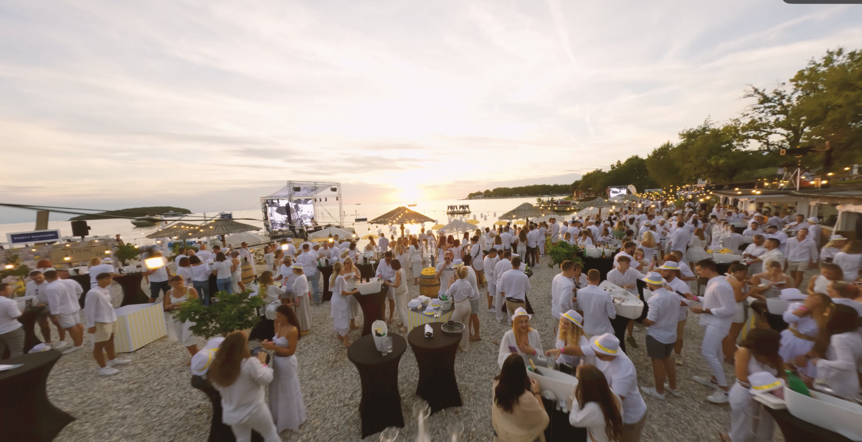 Private seaside celebration at D'Or Beach