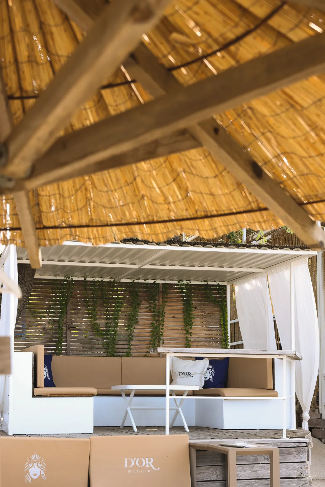 Lounge at D'Or Beach Club Funtana